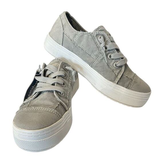 Blowfish Women's Super Smile Slip-On Sneakers Gray Casual Shoes size 6.5 - Picture 1 of 10